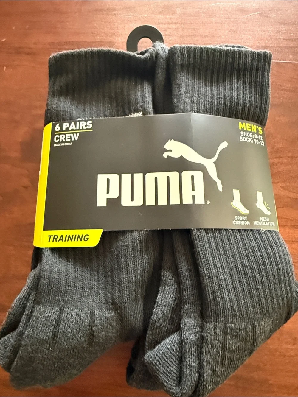 Puma Men's Crew Athletic Socks in Black - 6 Pack men’s shoe size 8-12 NWT